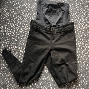 blanqi maternity jeans over bump